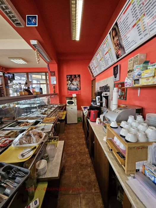 Заведение в Плевен, област-с.Обнова площ 130 цена 250000