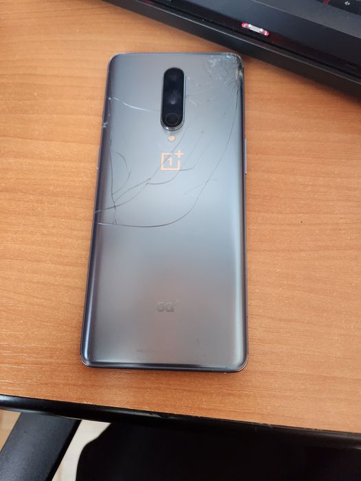 Vand One Plus 8/128gb