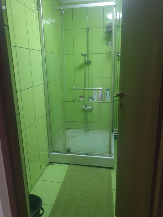 Vând apartament 3 camere