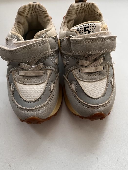 Продам детский обуви