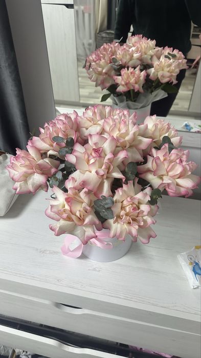 Цветы б/у от 3000 тг