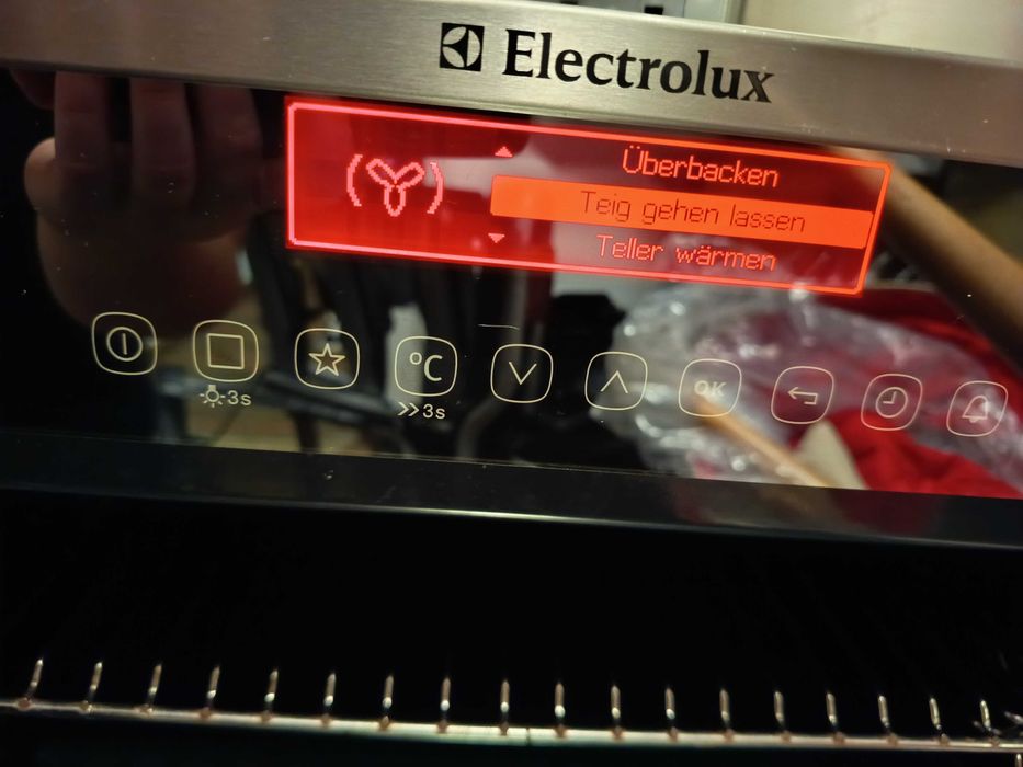 Cuptor Electrolux