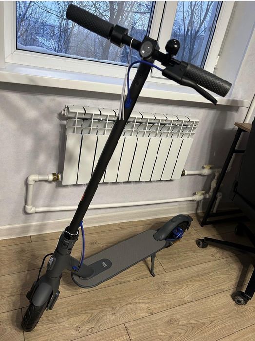 Электросамокат Xiaomi MI3