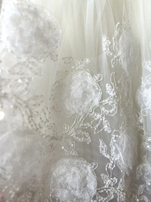 Продам детское вечернее платье в хорошем состоянии