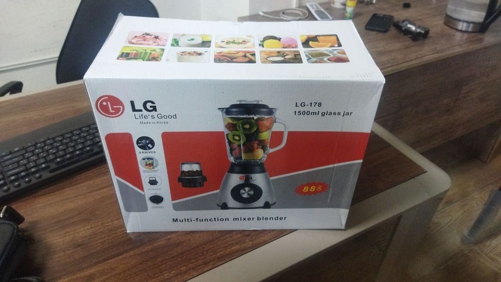 Это многофункциональный блендер-миксер LG-