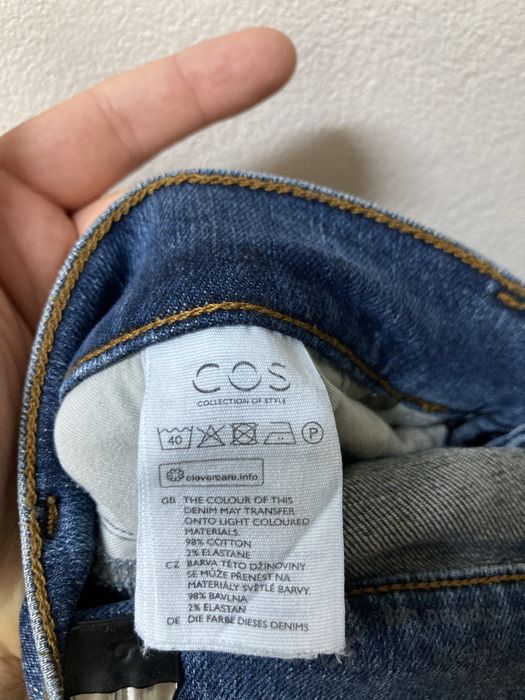 Pantaloni COS denim / blugi