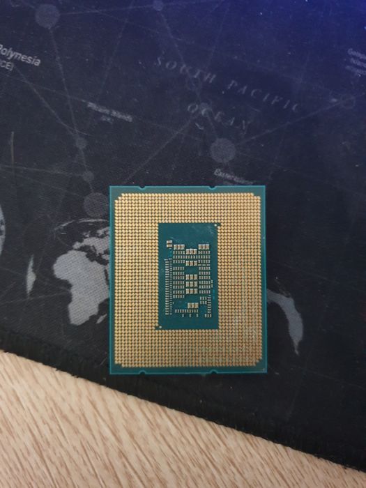 Продам процессор i3 12100f