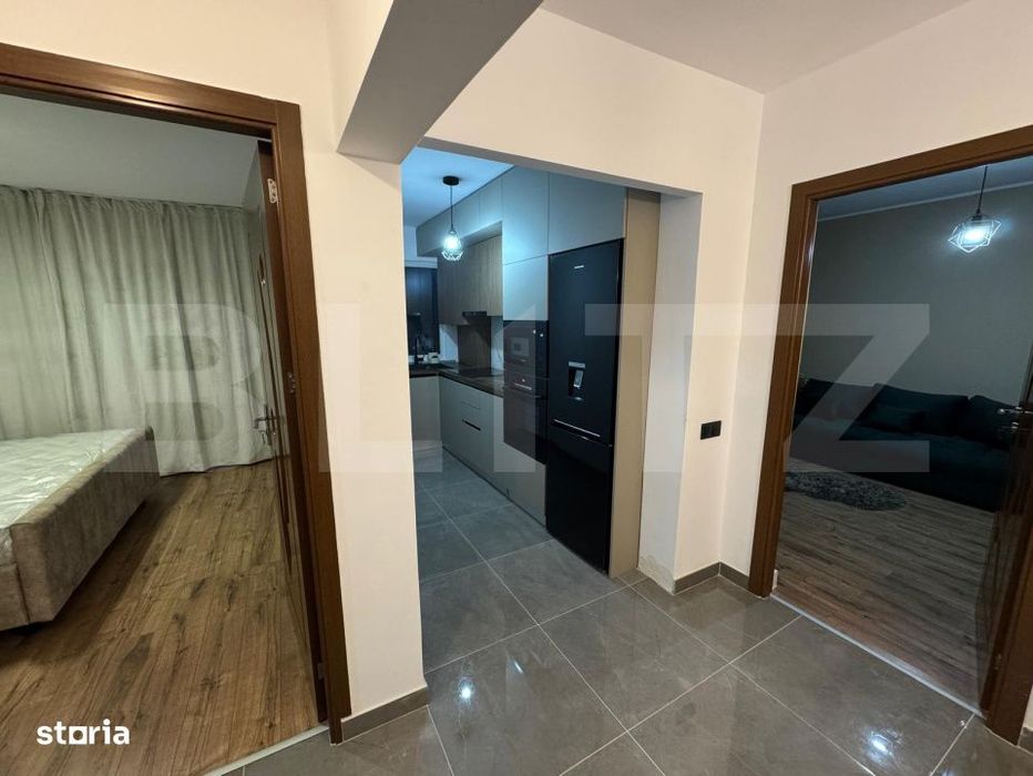 Apartament de 3 camere, renovat+garaj inclus