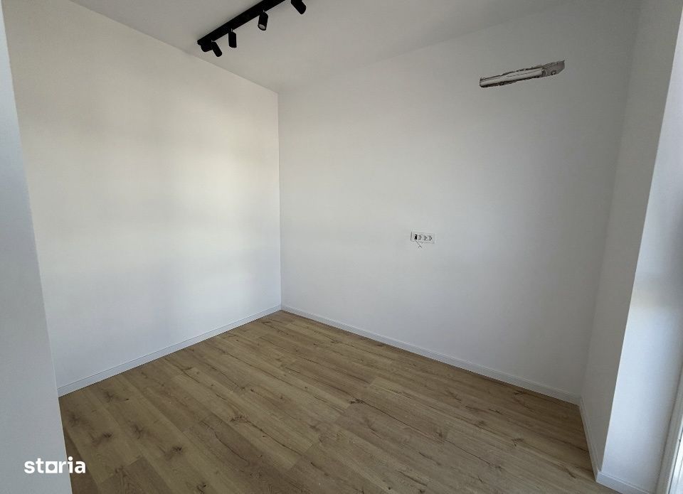 Apartament 2 camere finisat , etaj intermediar  , zona Elite Junior