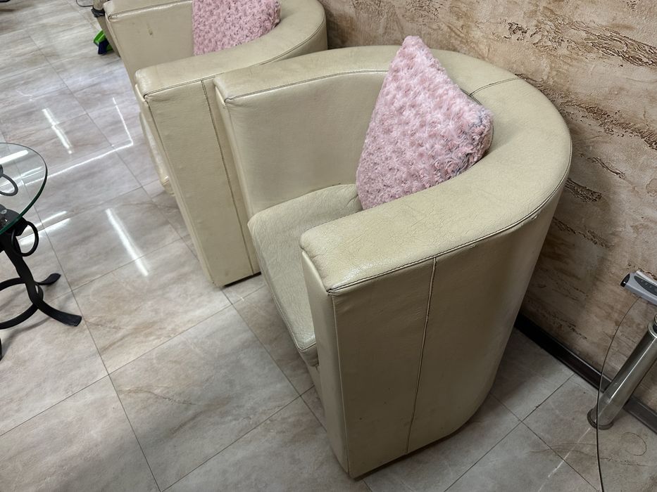 Фотьойл от изкуствена кожа, бежево