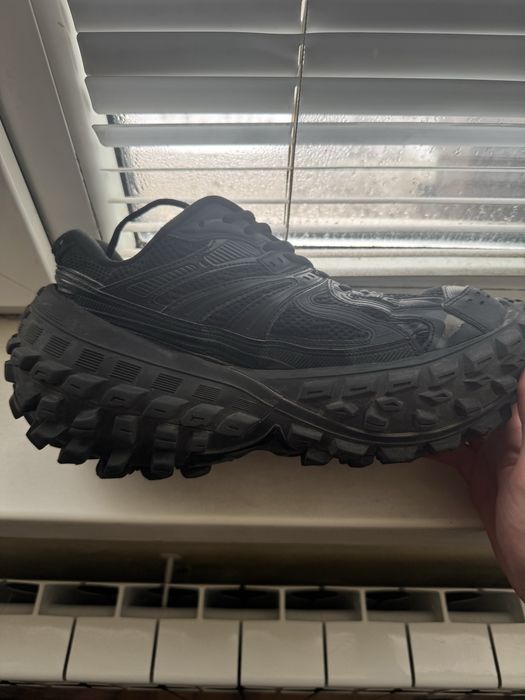 Balenciaga Defenders