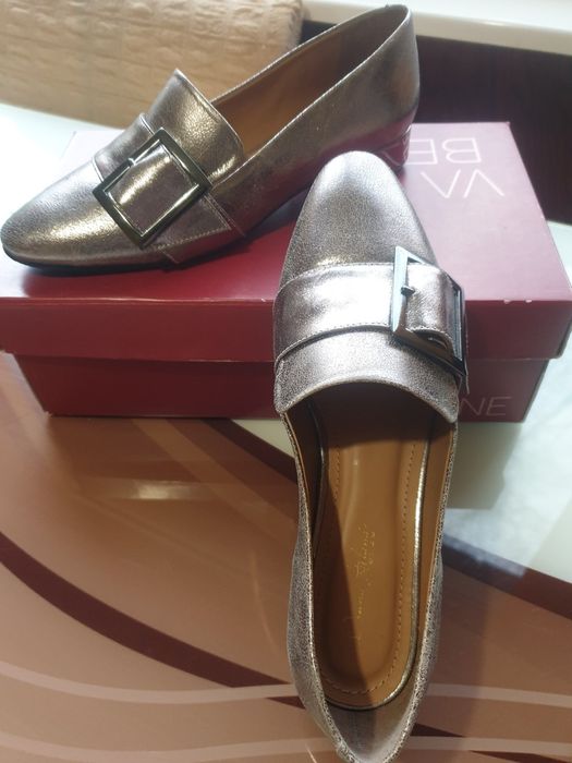 Дамски обувки  / лоуфъри