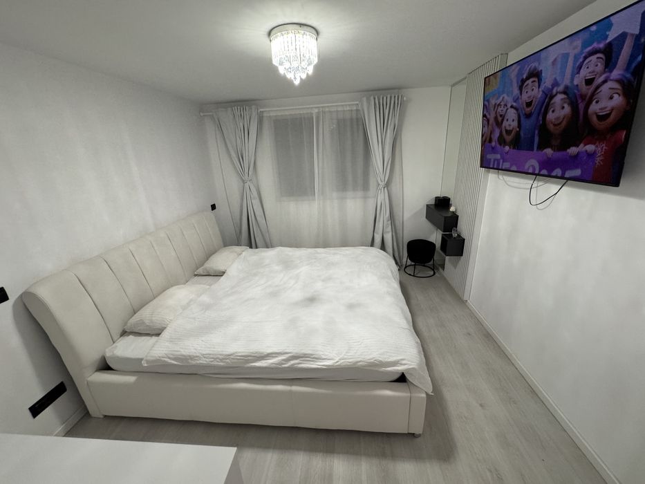 Casa premium 214 mp, garaj , teren 1000mp Cernica la 8min de Pallady