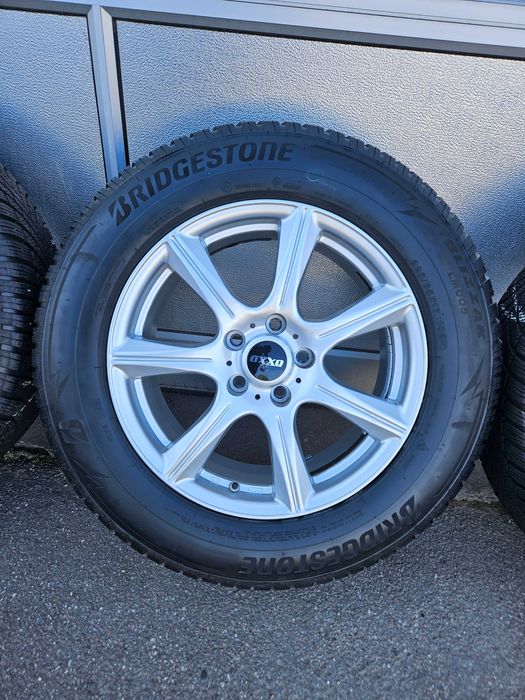 Лети джанти 17" 5х114,3 гуми 225/65/17