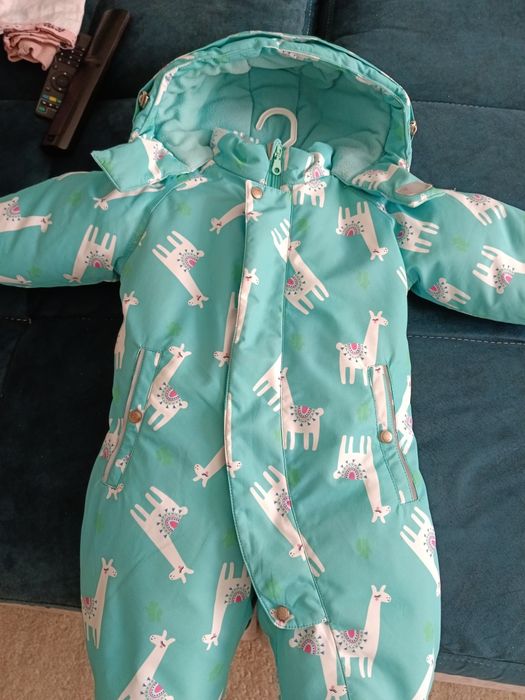 Продаю зимний комбинезон детский