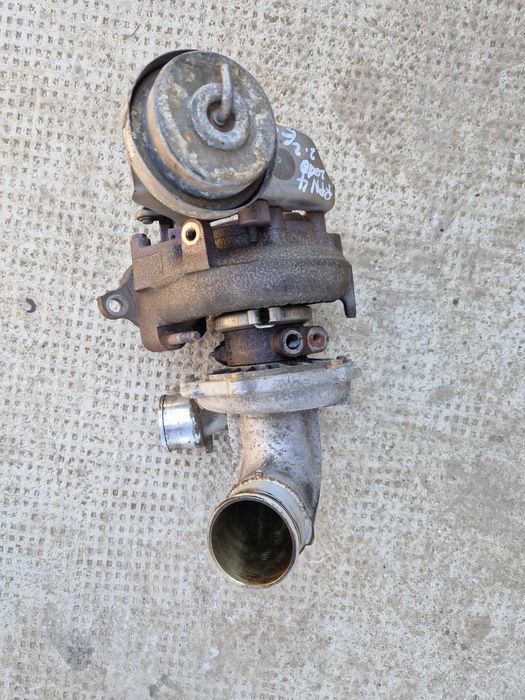 Turbina Toyota Rav4 2.2 2010 E5