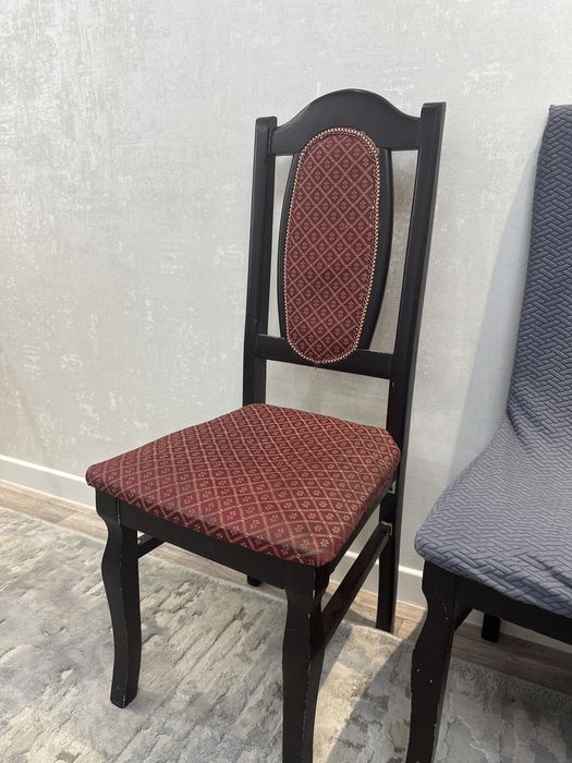 Продам стулья гостевые