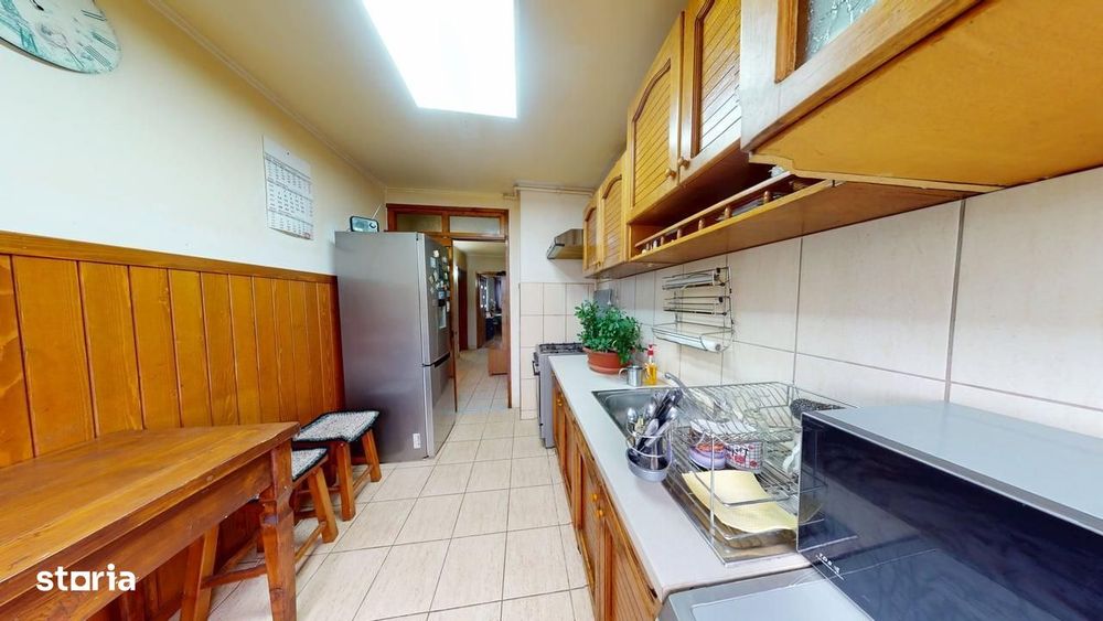 Ap. 3 camere decomandate, balcon, bucatarie separata | Dioda / Finante