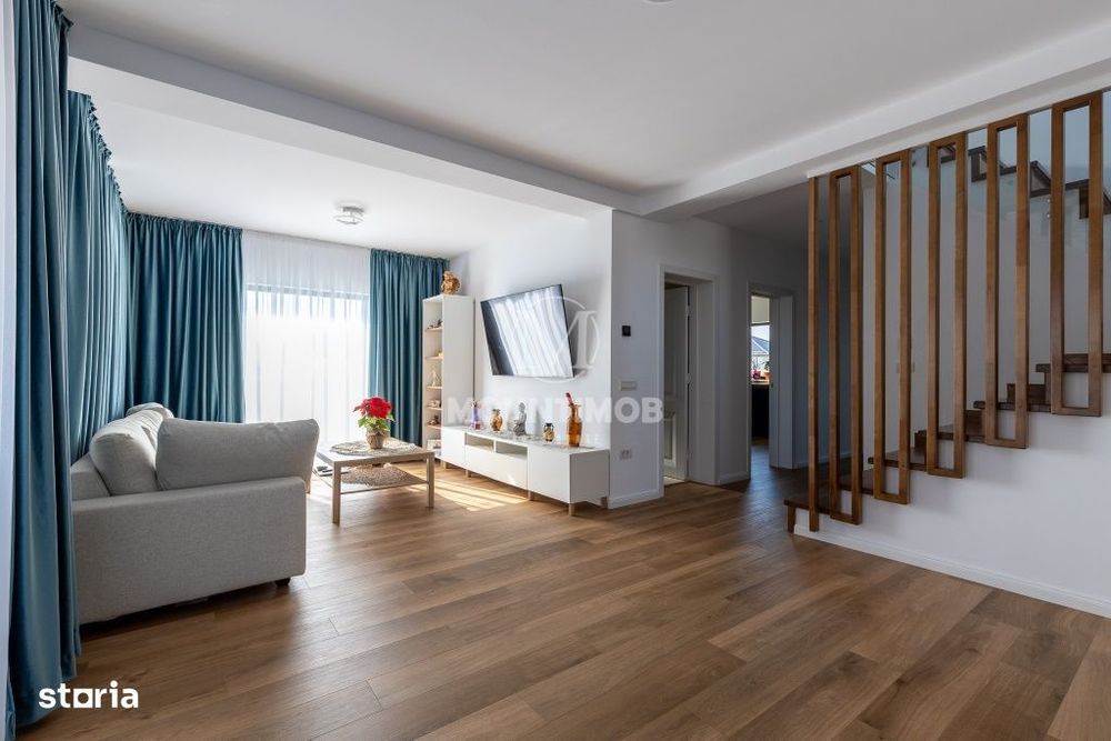 Casa moderna,4 camere, pompă de căldură si panouri fotovoltaice