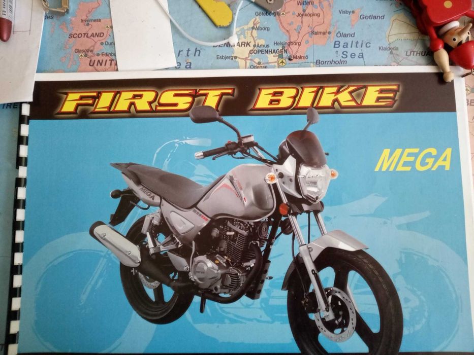 Motocicletă FIRST BIKE MEGA 150cc – stare bună, consum redus