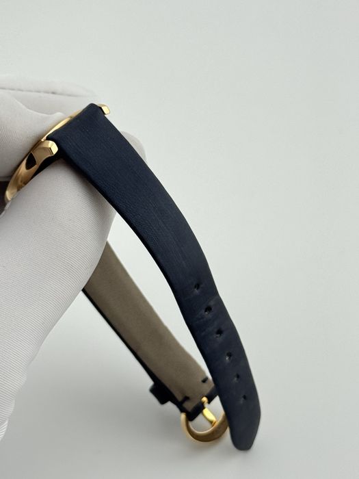 Наручные золотые часы с бриллиантами Chopard Happy Diamonds