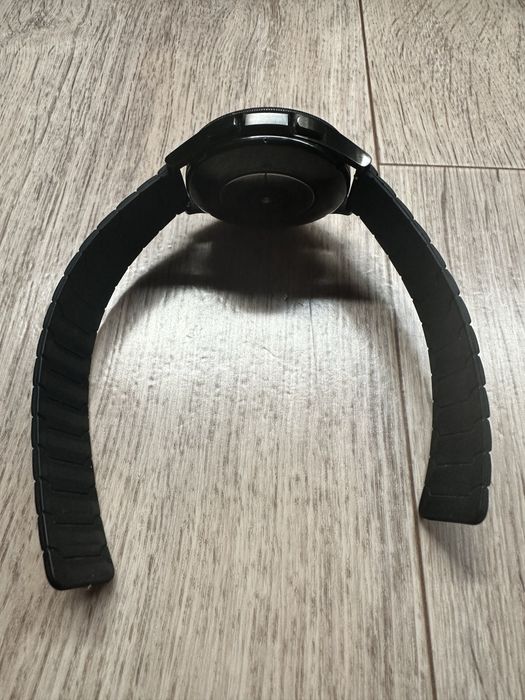 Продам самсунг gear 4 classic