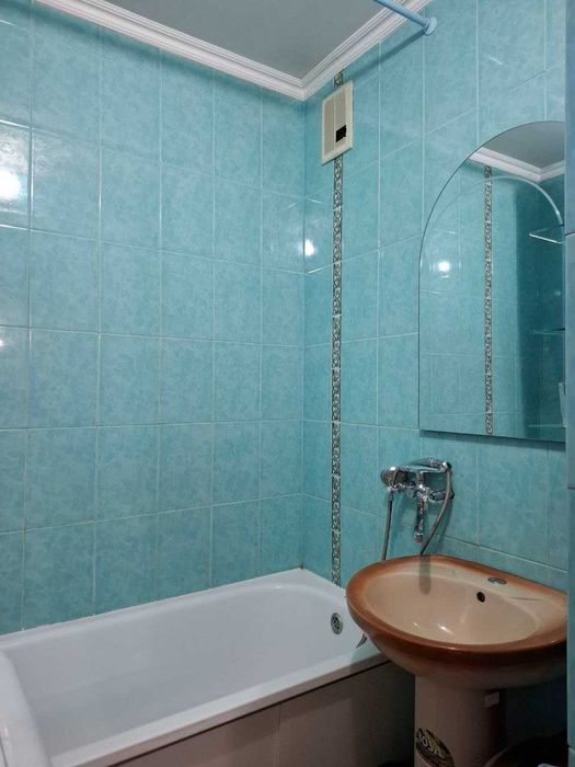 В продаже 4-комнатная квартира.
