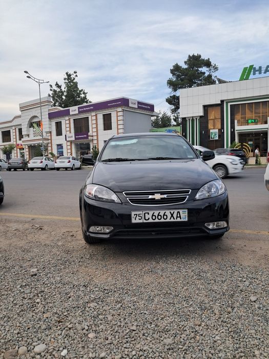 Gentra avtamat bez lyuk