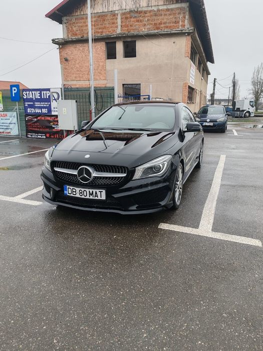 Vând Mercedes CLA  2014