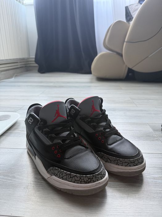 Jordan 3 black cemment