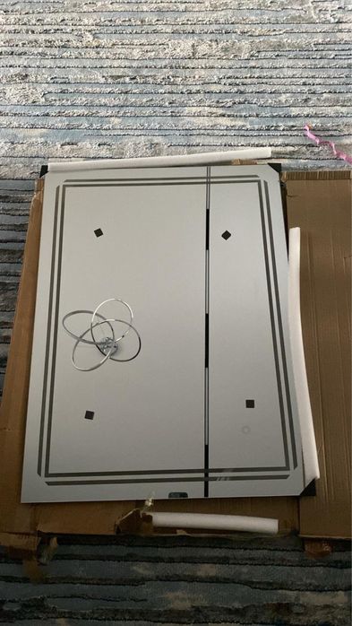 Зеркало с подсветкой