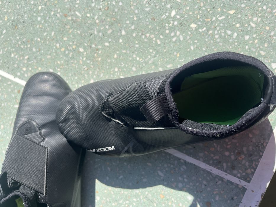Nike mercurial air zoom черни бутонки с зелени бутони