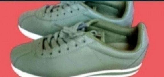 Adidași dama 38 kaki