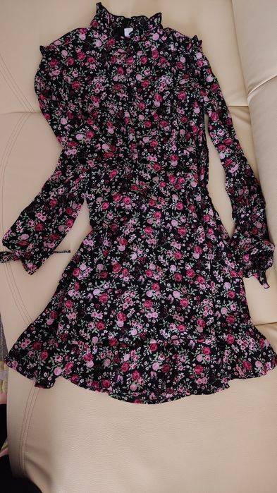 Rochiță h&m mărimea 32