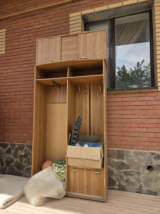 Шкаф каляска қолданыста