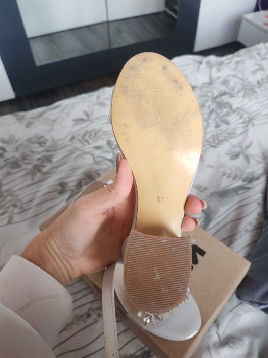 Детски официални сандали