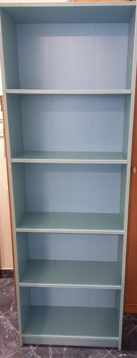 Библиотека/етажерка