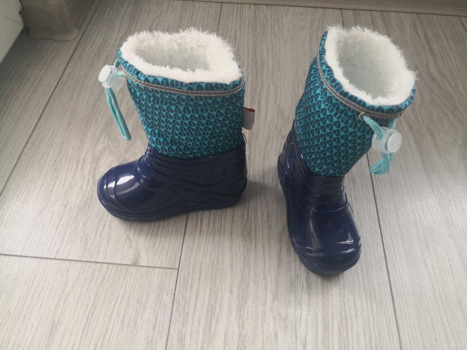Гумени ботуши с подплата 20 номер