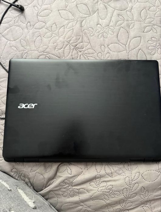 Продават се 2 лаптопа