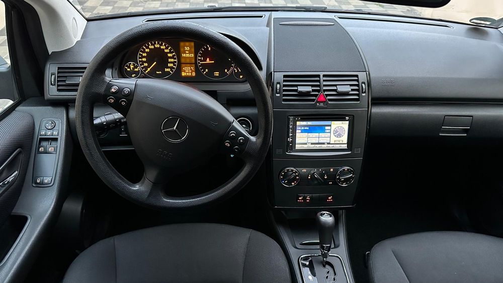 Mercedes Aclass Automatik Cutia an 2012