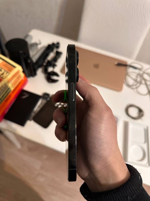 iPhone 14 pro срочно!