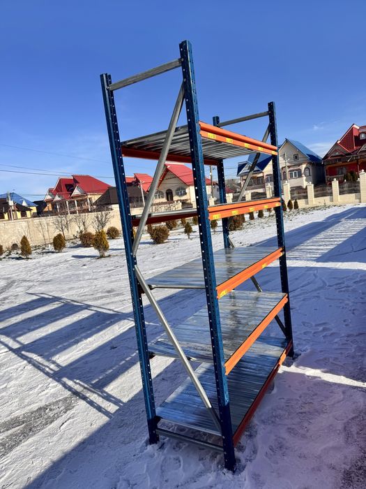 Rafturi metalice cu polita din tabla