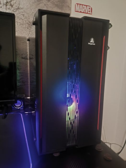 Vând  PC  gaming