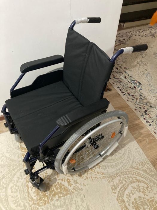 Продам коляску для инвалидов
