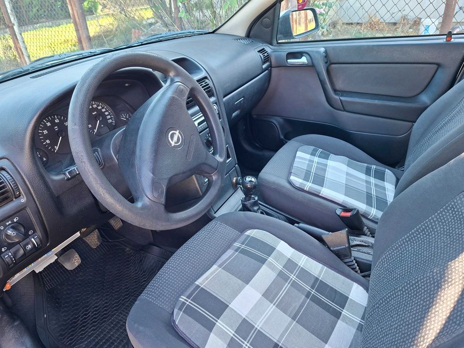 Autoturism Opel Astra 2007