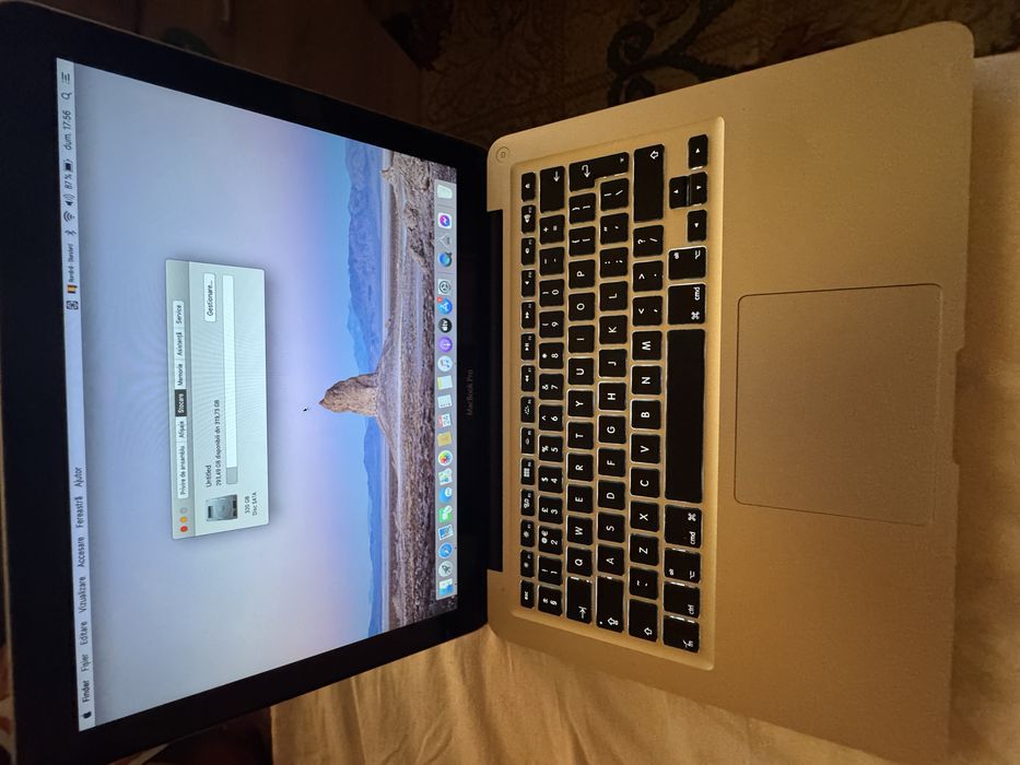 Laptop apple mac