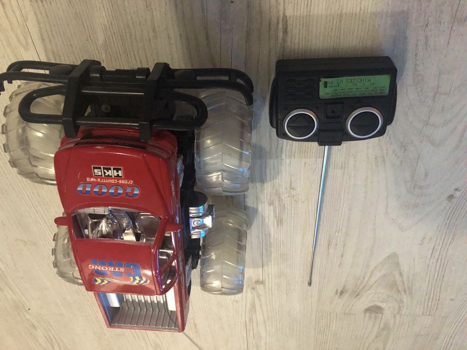 Светещ джип с дистанционно