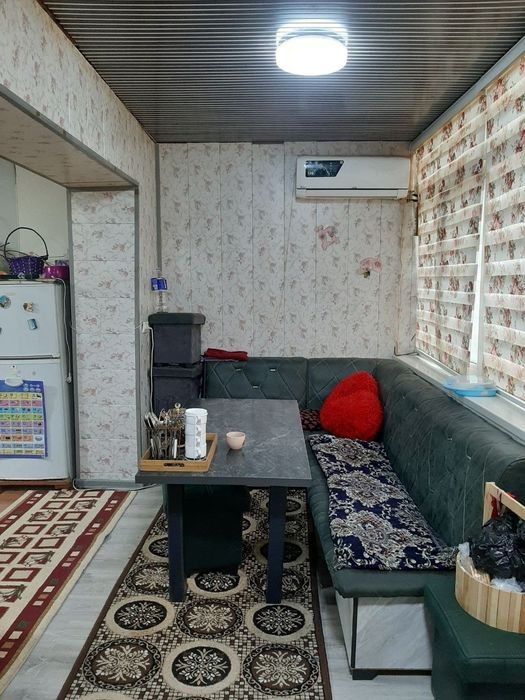 Ангрен 6/4да 2 хонали уй сотилади. Бизнес учун зўр