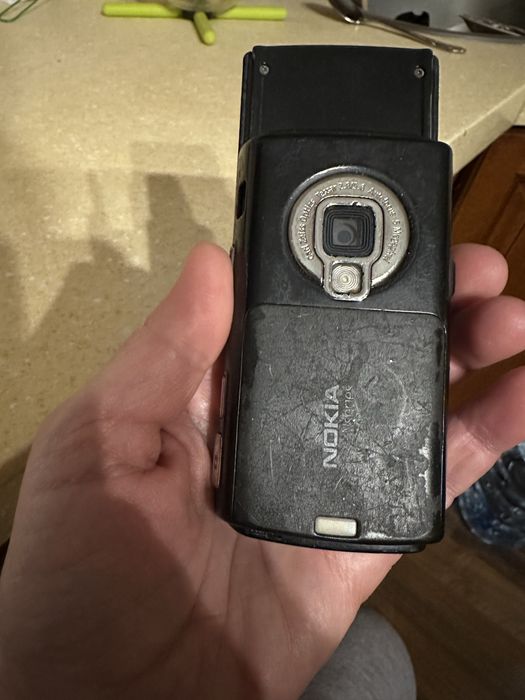 Кнопочный телефон N95 бу