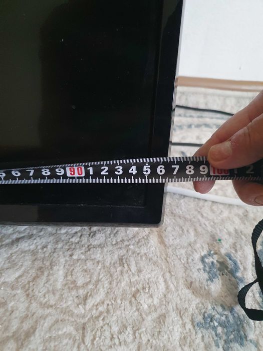 Телевизор LG 97×57см